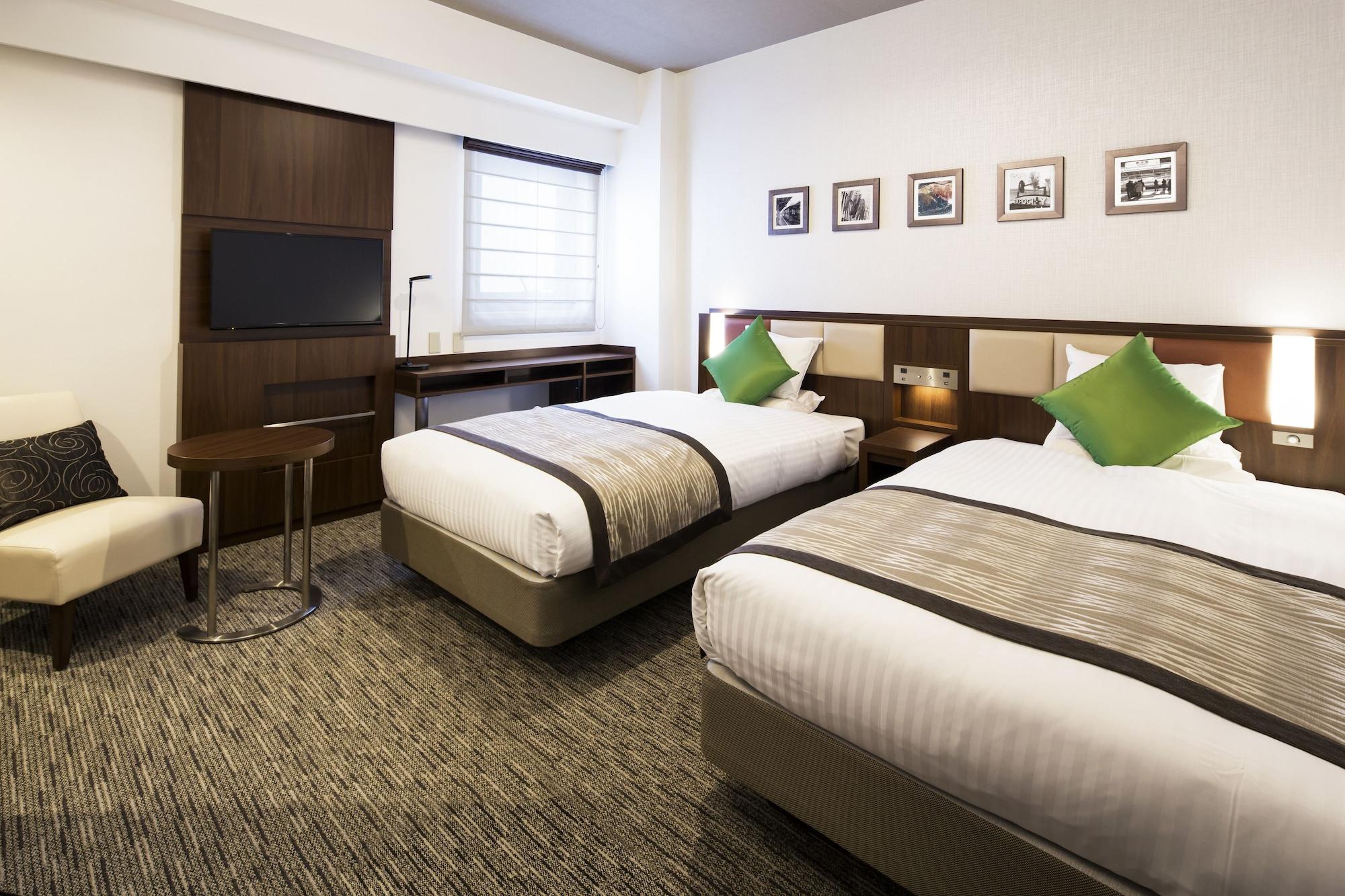 Hotel Mystays Shin Osaka Conference Center Экстерьер фото